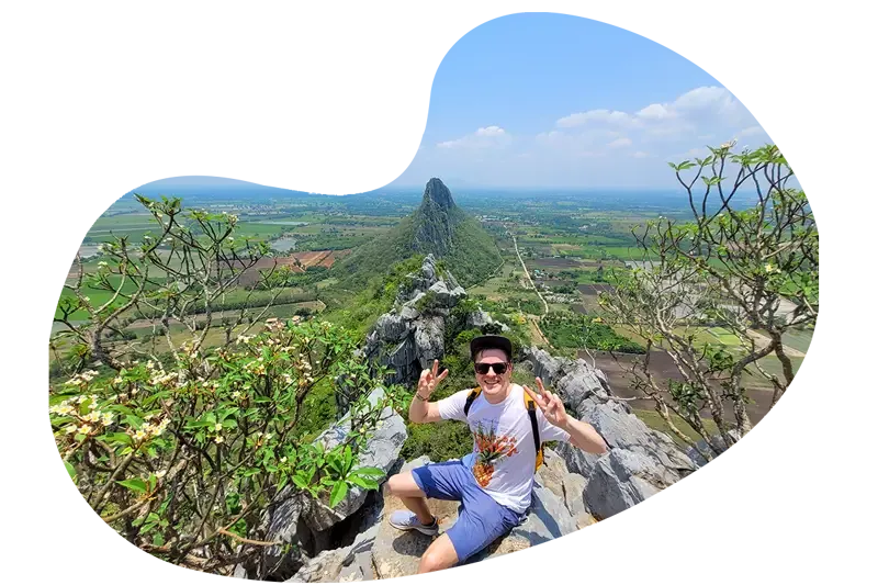 Digital Tourist at Wat Khao Mor Nakhon Sawan