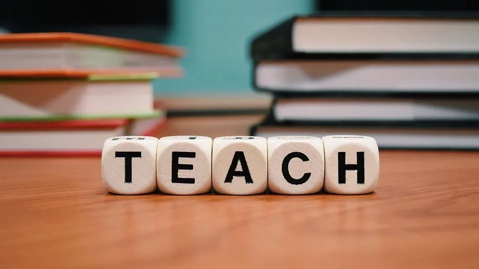 The Ultimate Guide to Teaching English Online