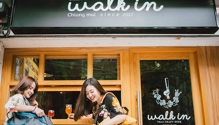 Walk In Santitham Chiang Mai