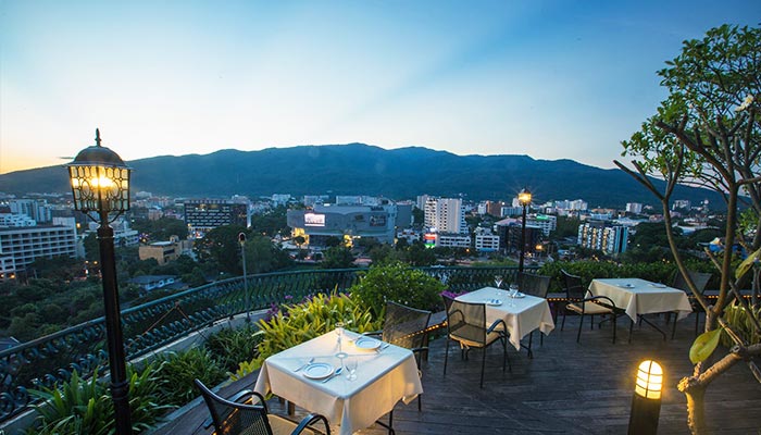 Xanadu Rooftop Pub & Restaurant 